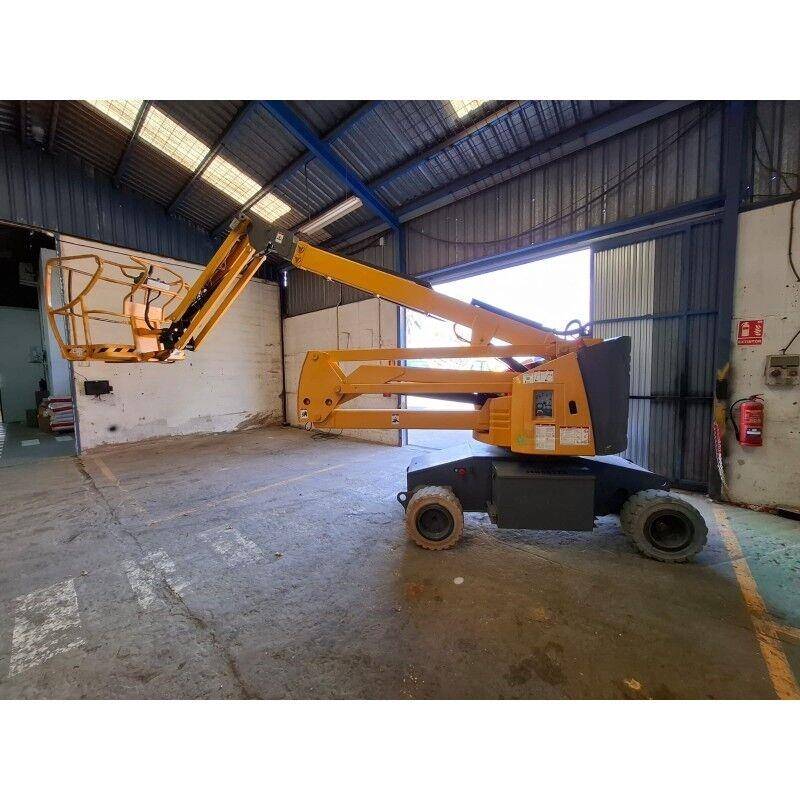 Haulotte HA15IP Articulated boom lifts