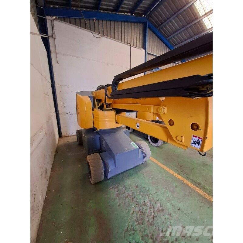 Haulotte HA15IP Articulated boom lifts