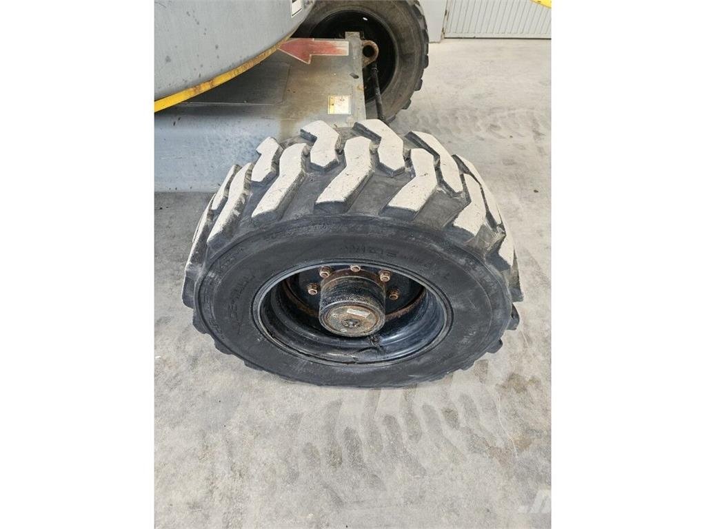 Haulotte HA20PX Plataforma de trabajo articulada