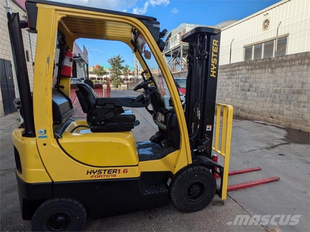 Hyster H1.6FT Камиони с АГУ