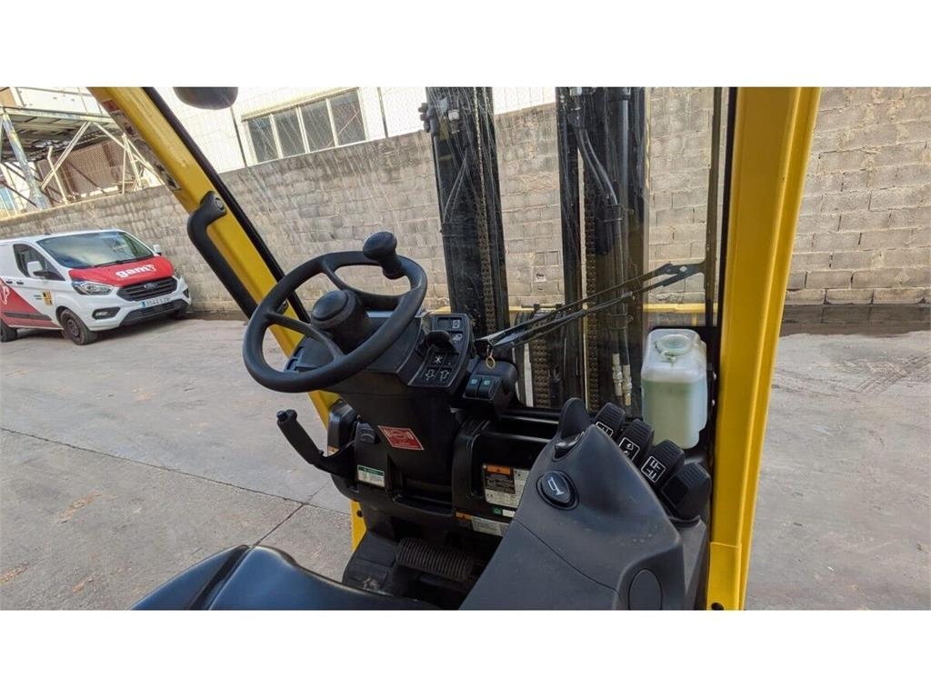 Hyster H1.6FT Камиони с АГУ