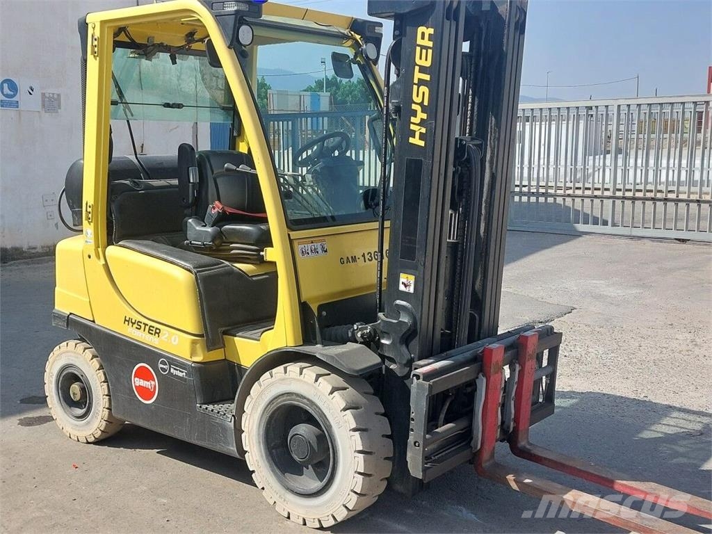 Hyster H2.0FT Камиони с АГУ
