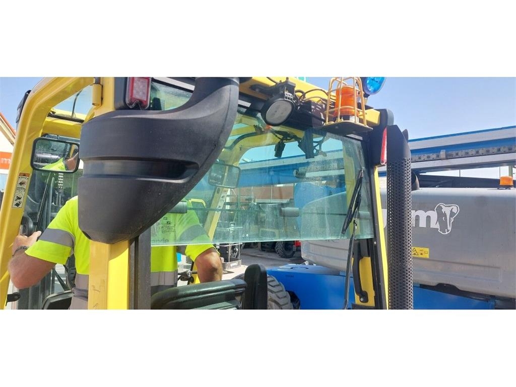 Hyster H2.0FT Камиони с АГУ