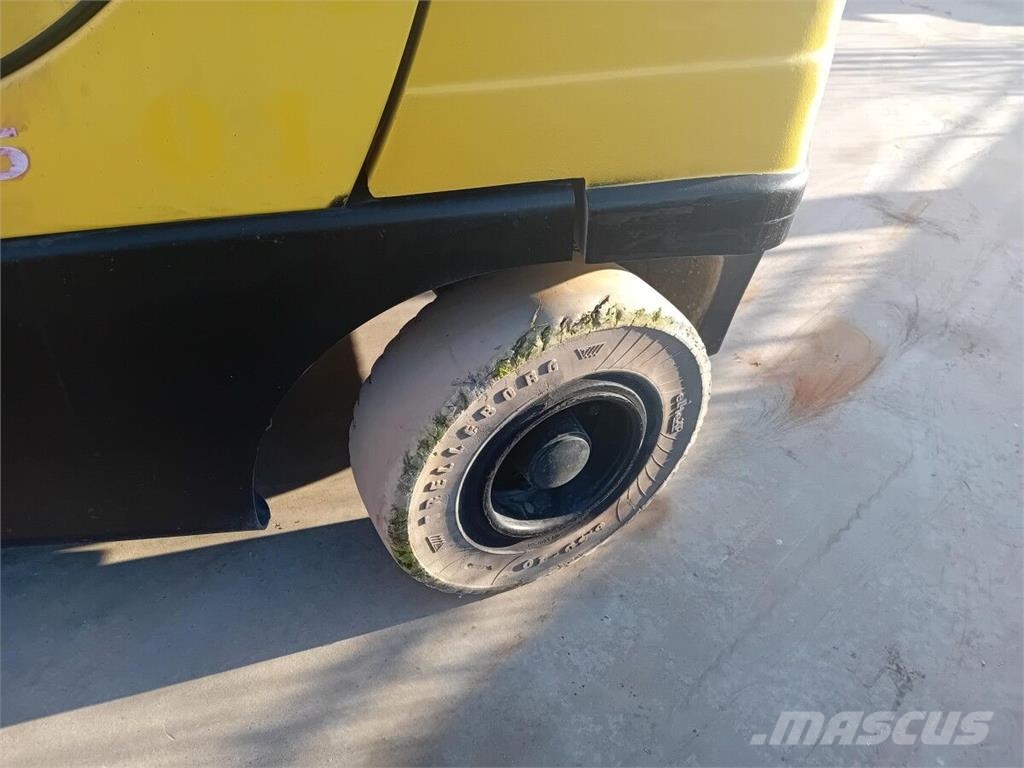 Hyster H2.5FT Камиони с АГУ