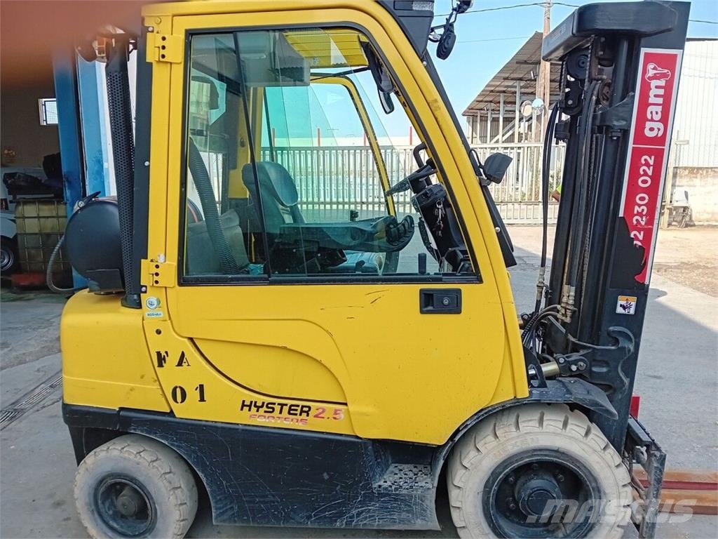 Hyster H2.5FT Камиони с АГУ