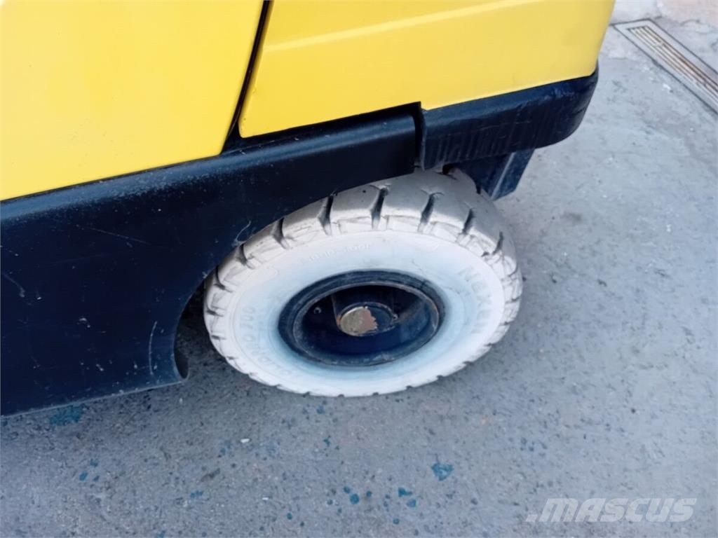 Hyster H2.5FT Камиони с АГУ