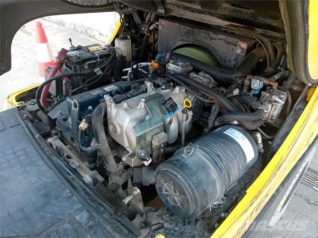 Hyster H2.5FT Камиони с АГУ