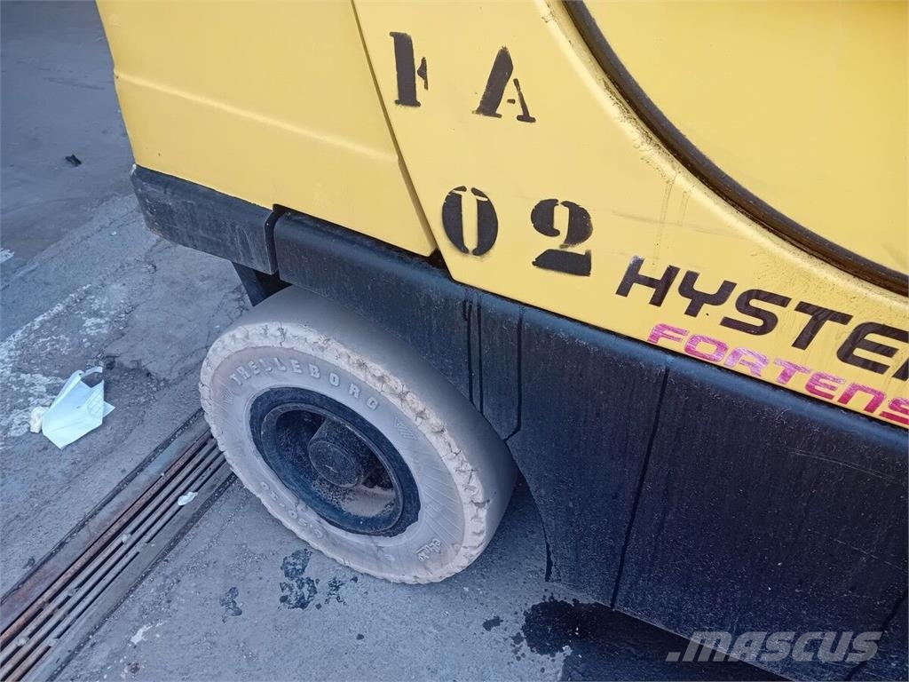 Hyster H2.5FT Камиони с АГУ