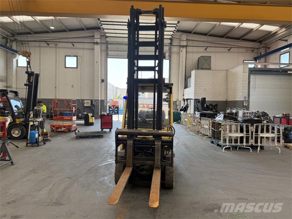 Hyster H2.5FT Камиони с АГУ