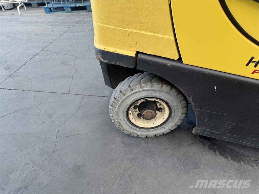 Hyster H2.5FT Камиони с АГУ