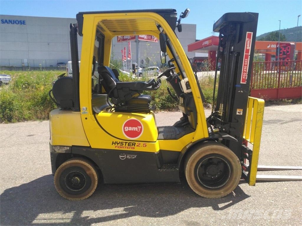 Hyster H2.5FT Камиони с АГУ