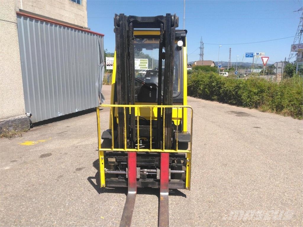 Hyster H2.5FT Камиони с АГУ
