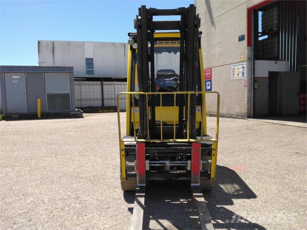 Hyster H2.5FT Камиони с АГУ