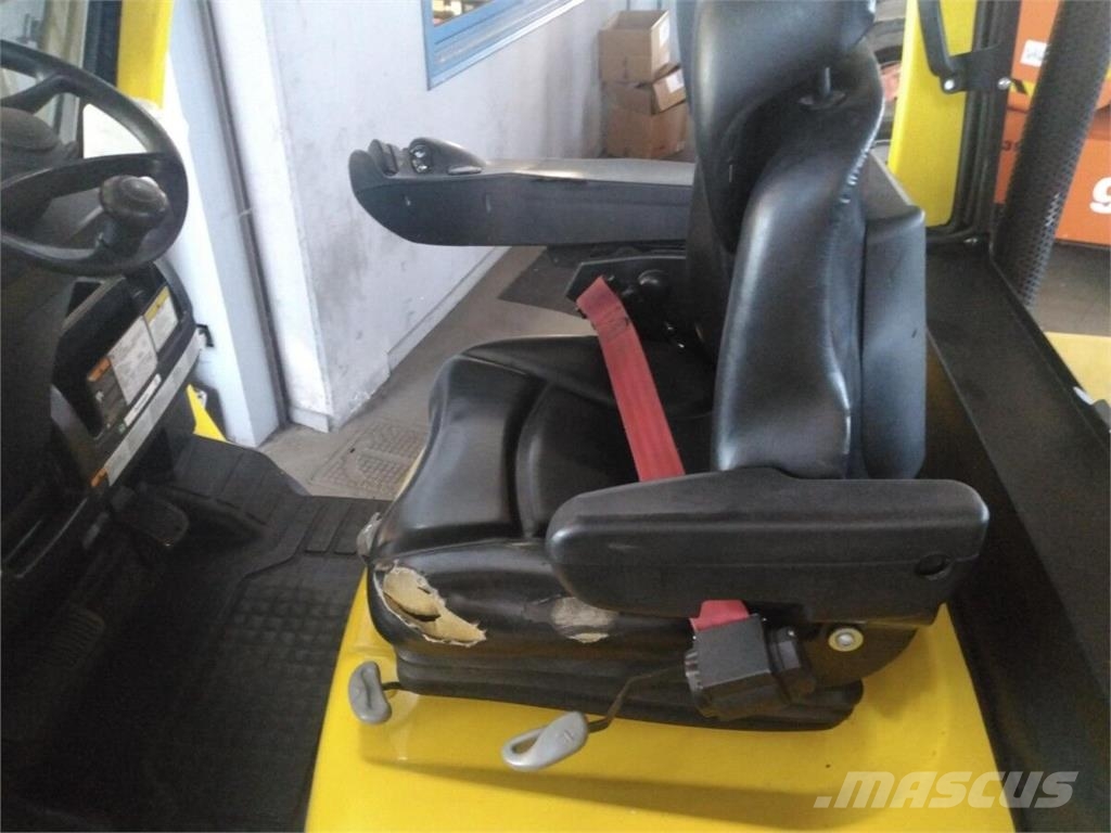 Hyster H2.5FT Камиони с АГУ