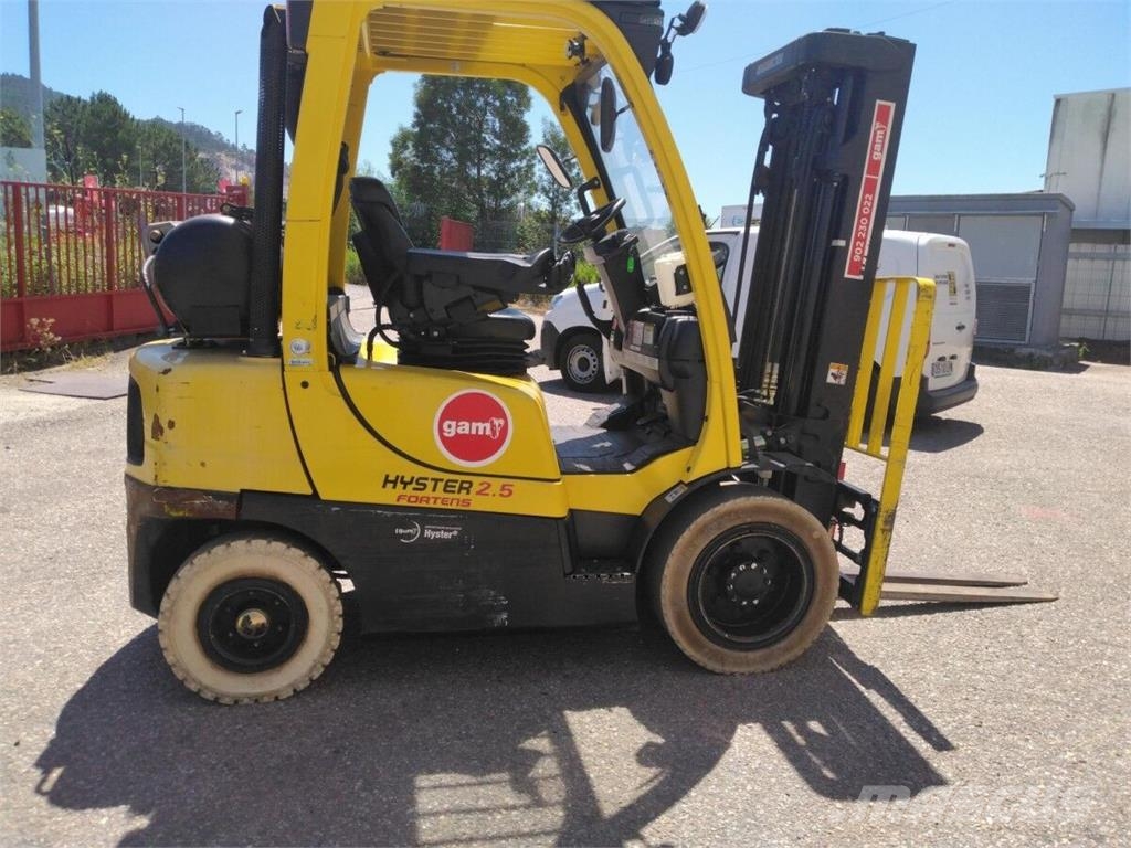 Hyster H2.5FT Камиони с АГУ