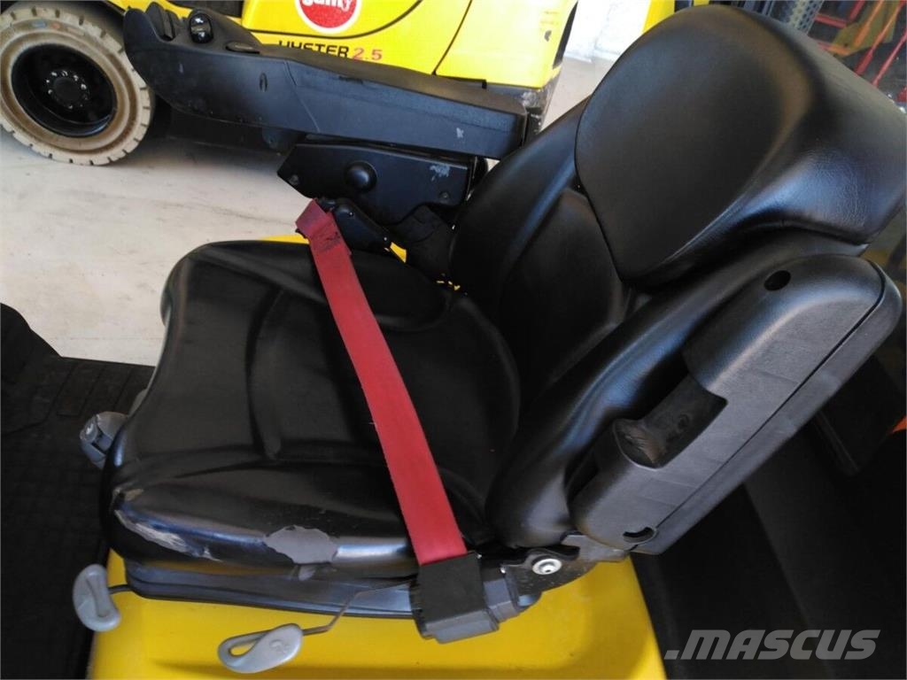 Hyster H2.5FT Камиони с АГУ