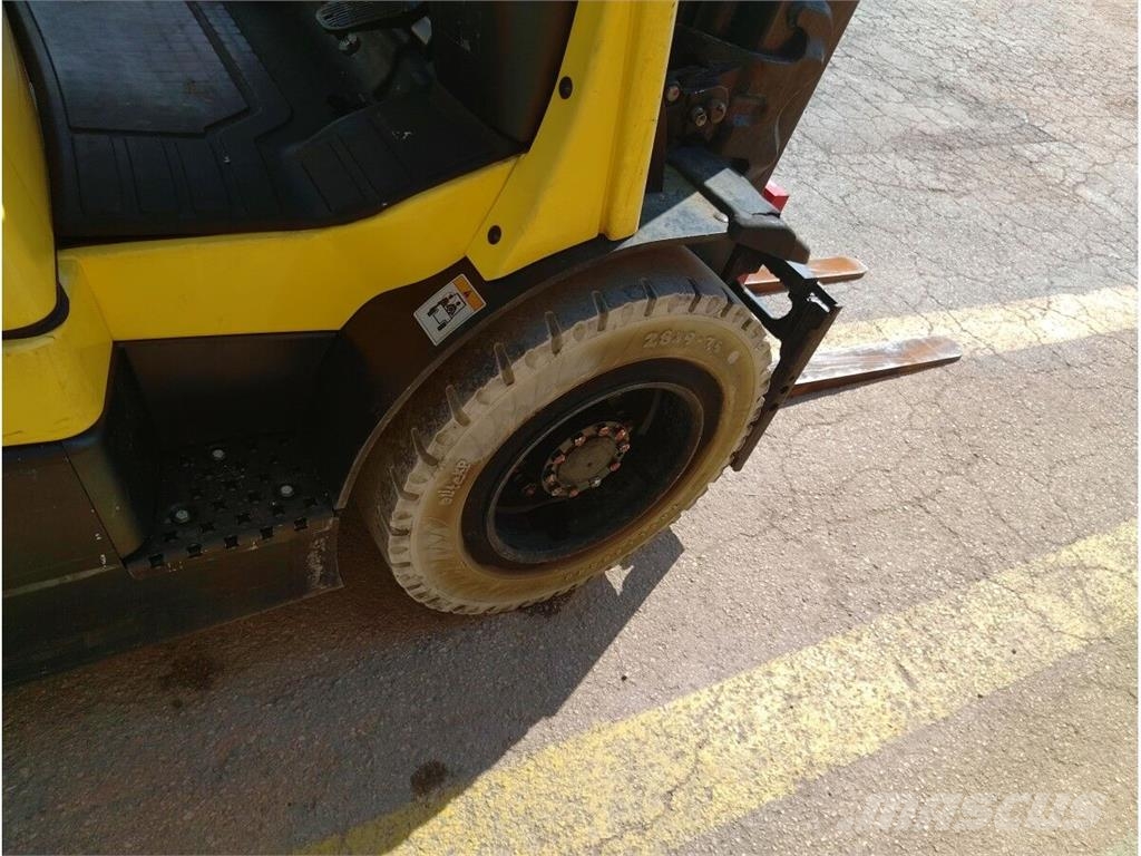 Hyster H2.5FT Камиони с АГУ