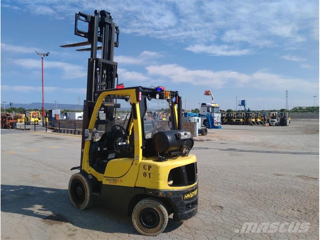Hyster H2.5FT Камиони с АГУ