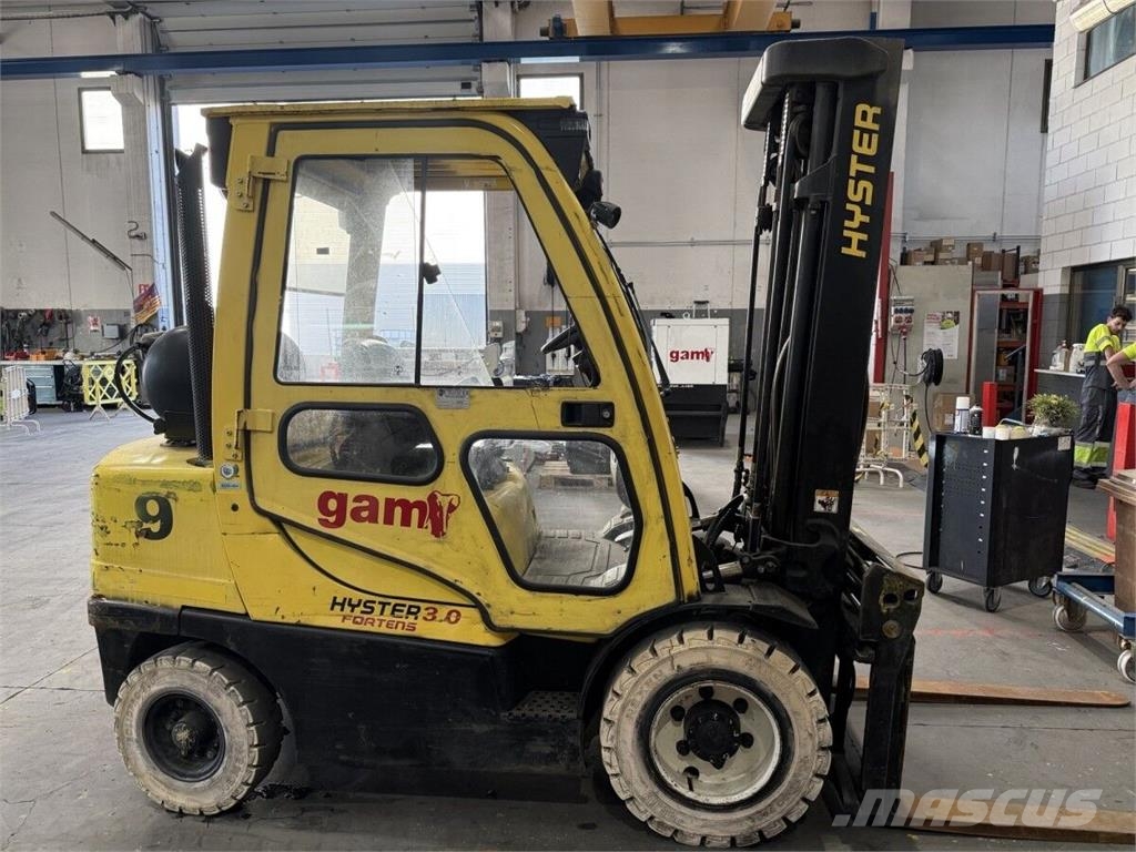 Hyster H3.0FT Камиони с АГУ