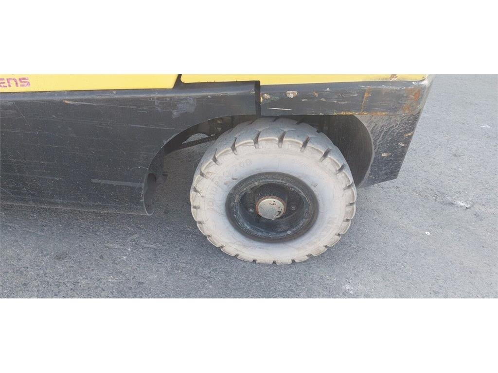Hyster H3.5FT Камиони с АГУ