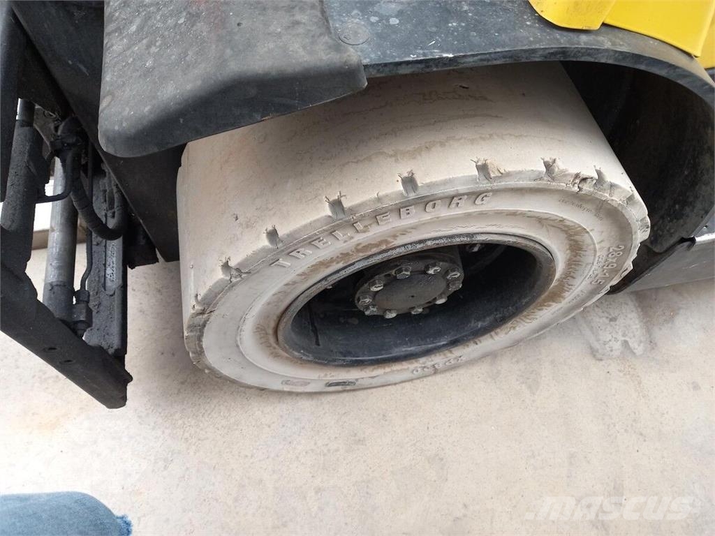 Hyster H3.5FT Камиони с АГУ