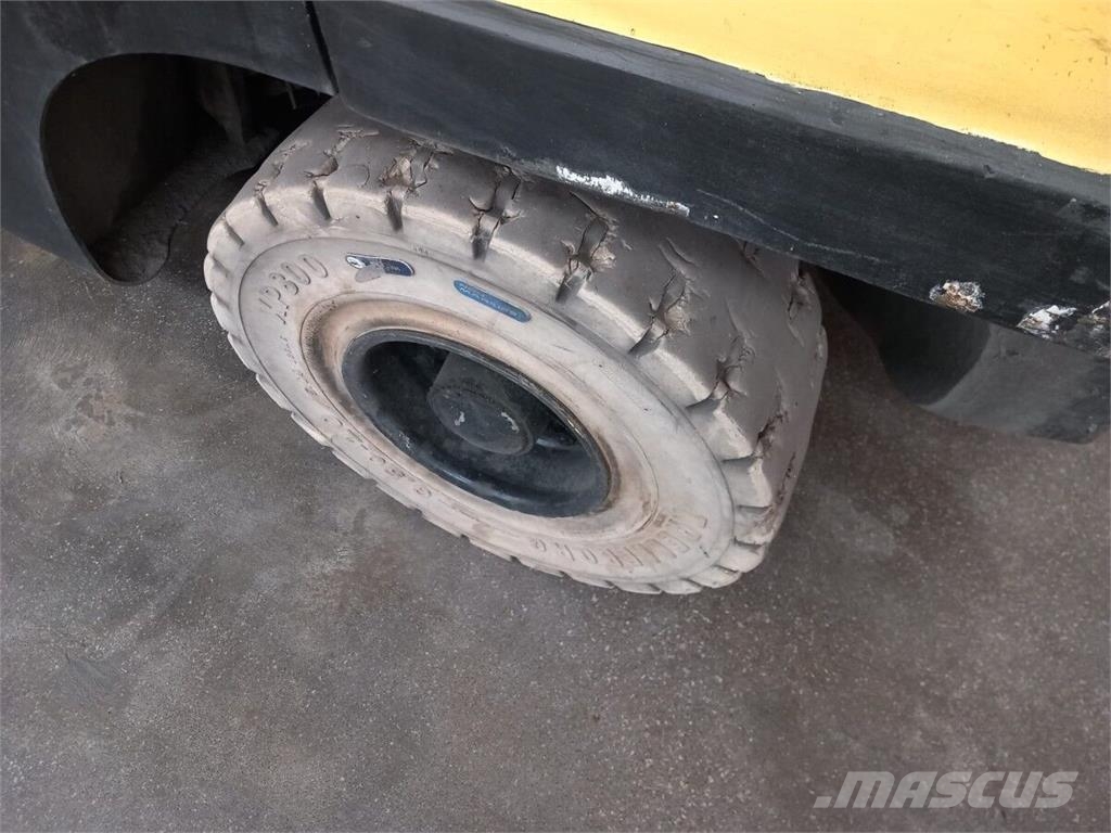 Hyster H3.5FT Камиони с АГУ