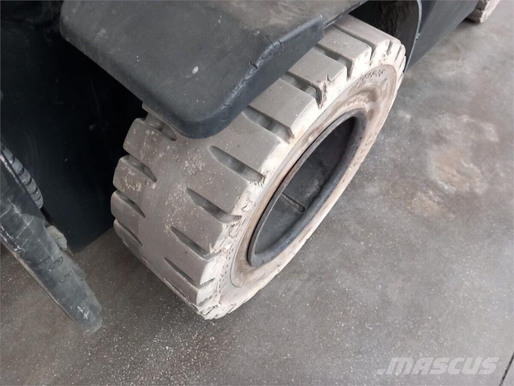 Hyster H3.5FT Камиони с АГУ