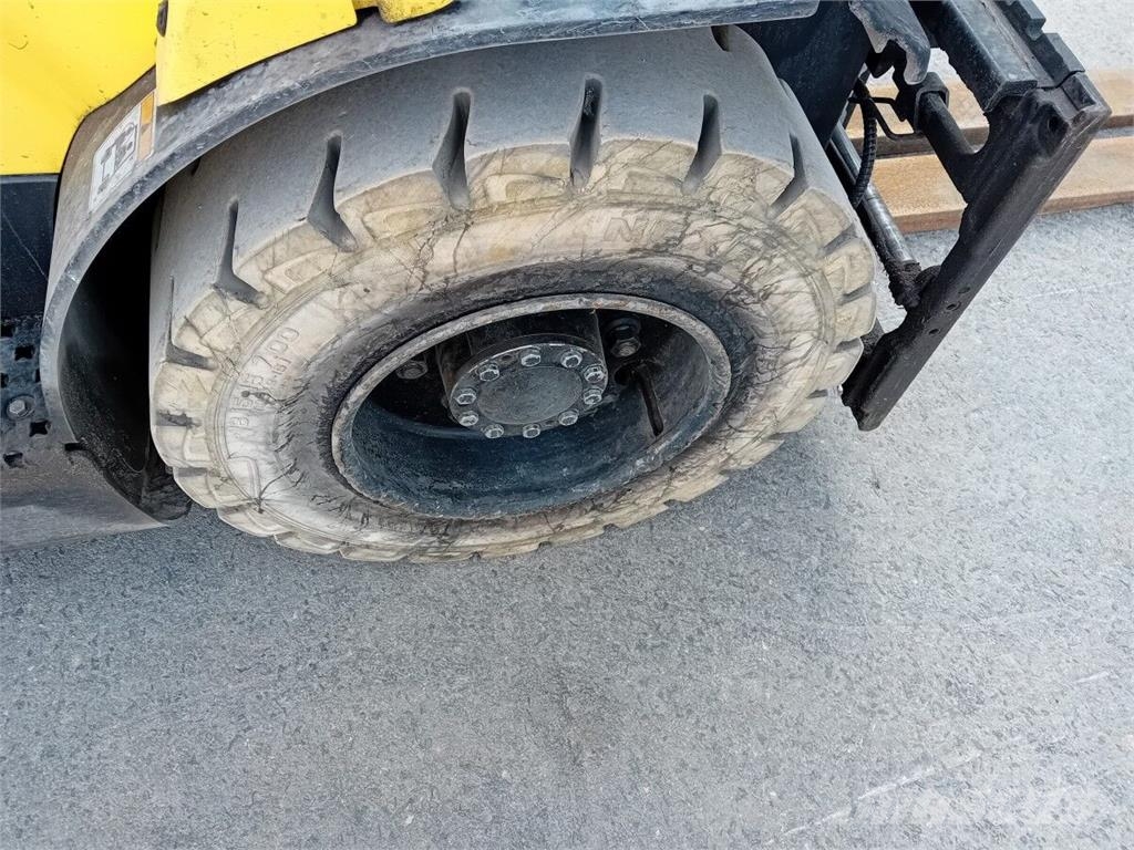 Hyster H3.5FT Камиони с АГУ