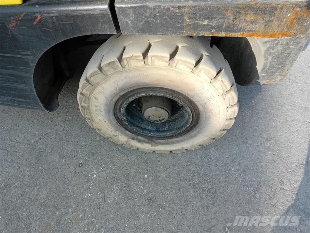 Hyster H3.5FT Камиони с АГУ