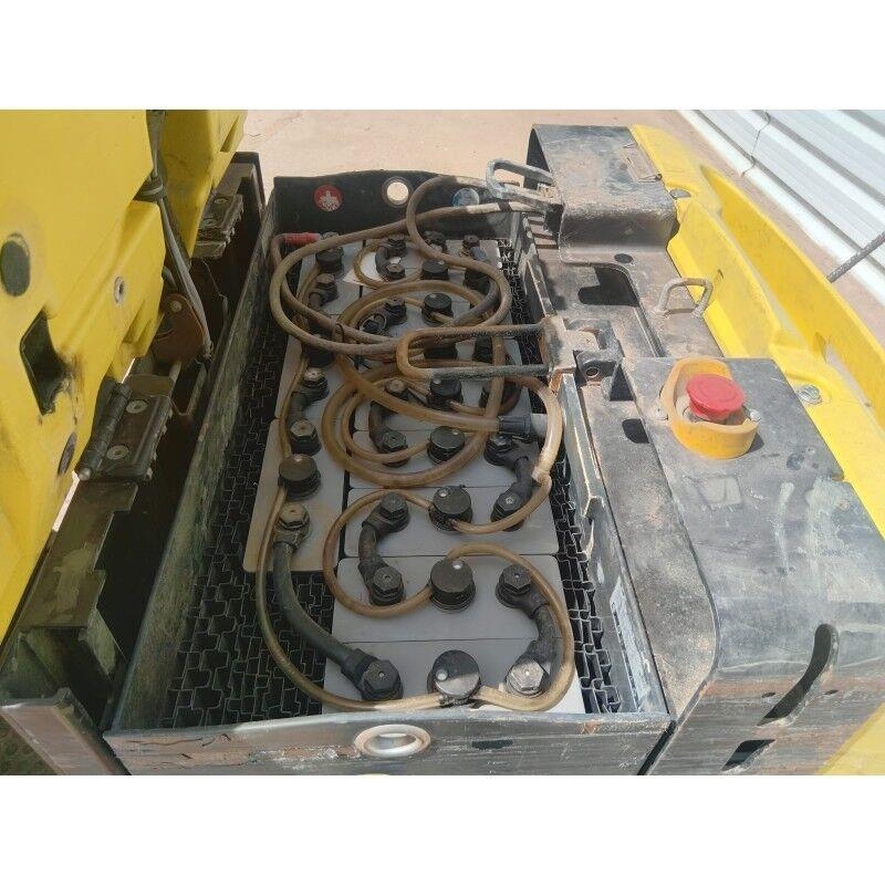 Hyster LO2.5 Mittelhub-Kommissionierer