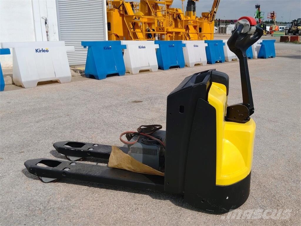 Hyster P1.6 Elektriskie palešu ratiņi