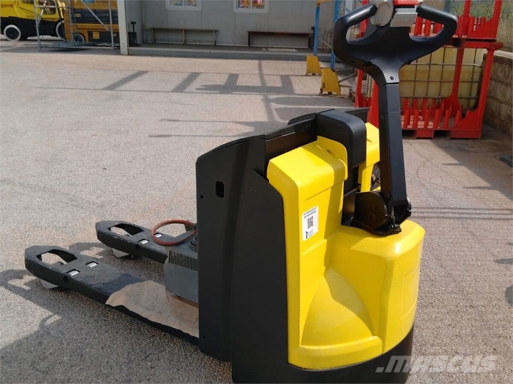 Hyster P1.6 Elektriskie palešu ratiņi