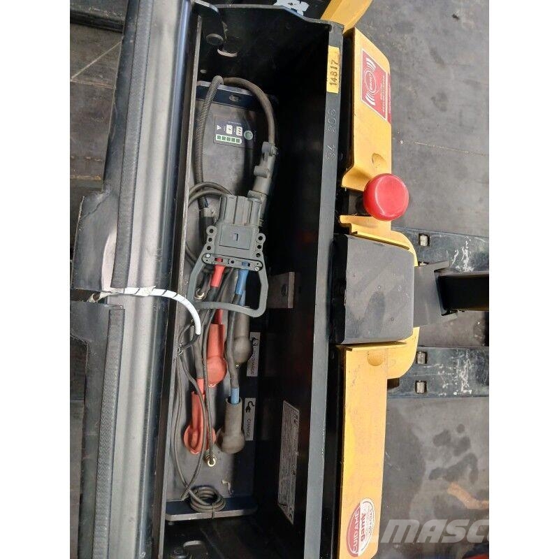 Hyster P1.6 Штабелери