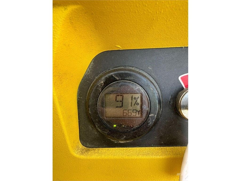 Hyster P2.0 Porta-paletes manuais