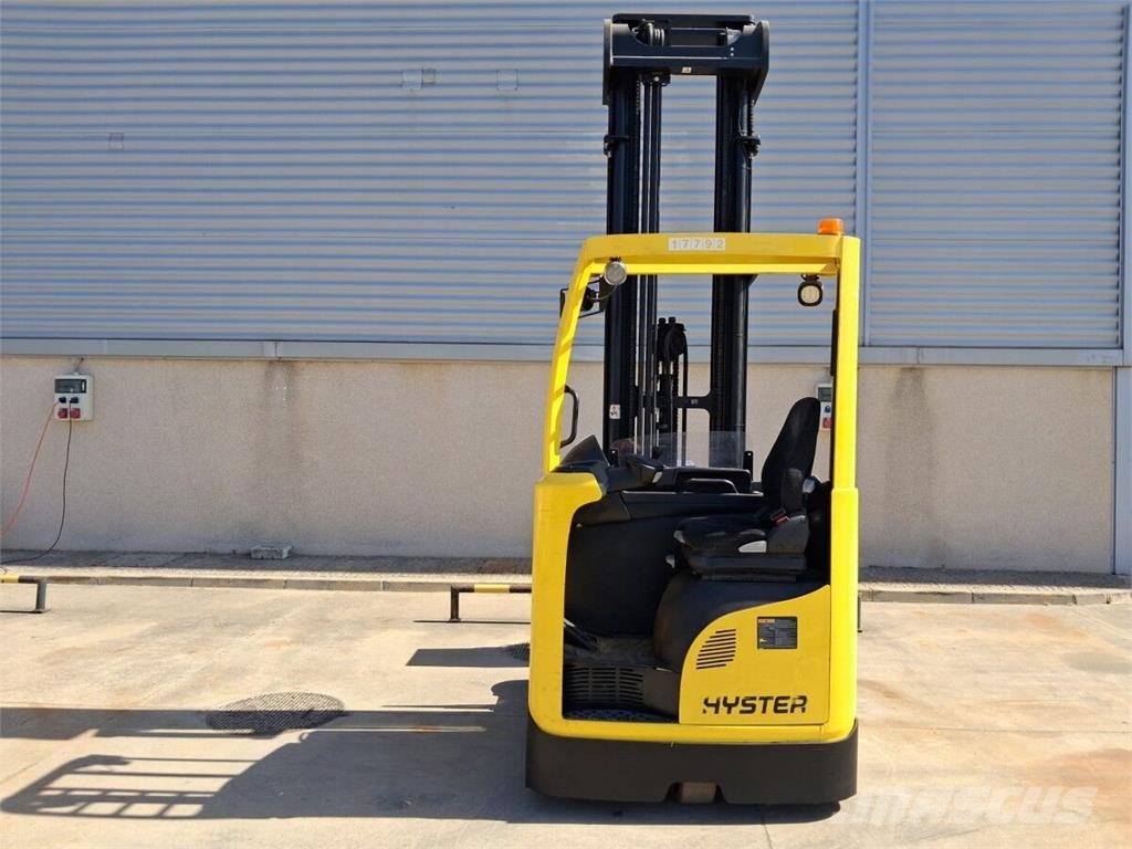 Hyster R1.4 Työntömastotrukit