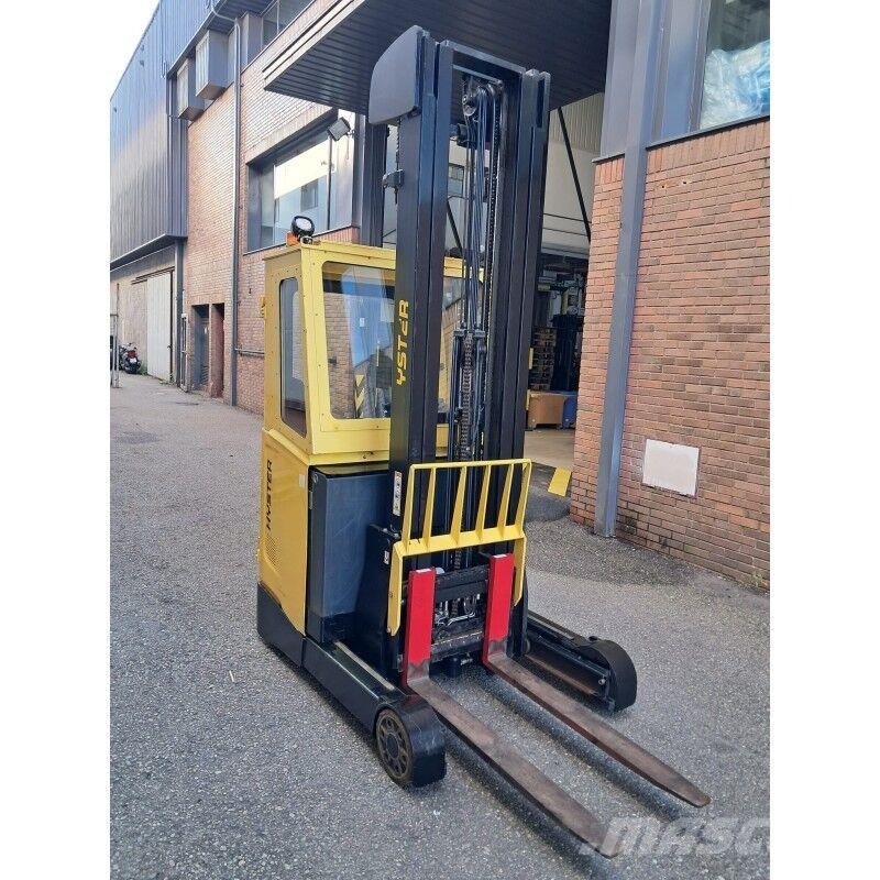 Hyster R1.6 شاحنة مناولة