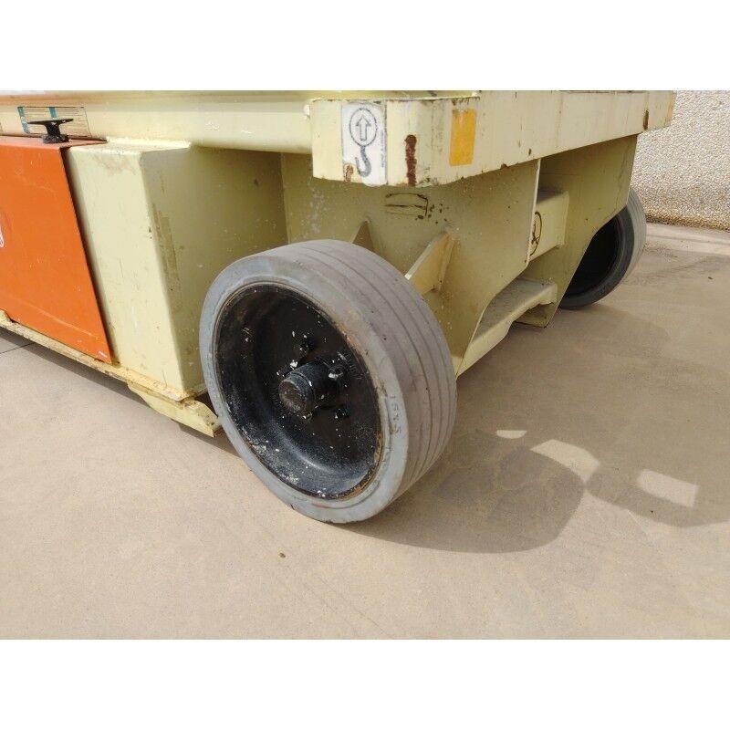 JLG 10RS Škarjaste dvižne ploščadi