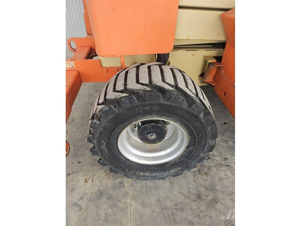 JLG 4394RT Scheren-Arbeitsbühnen