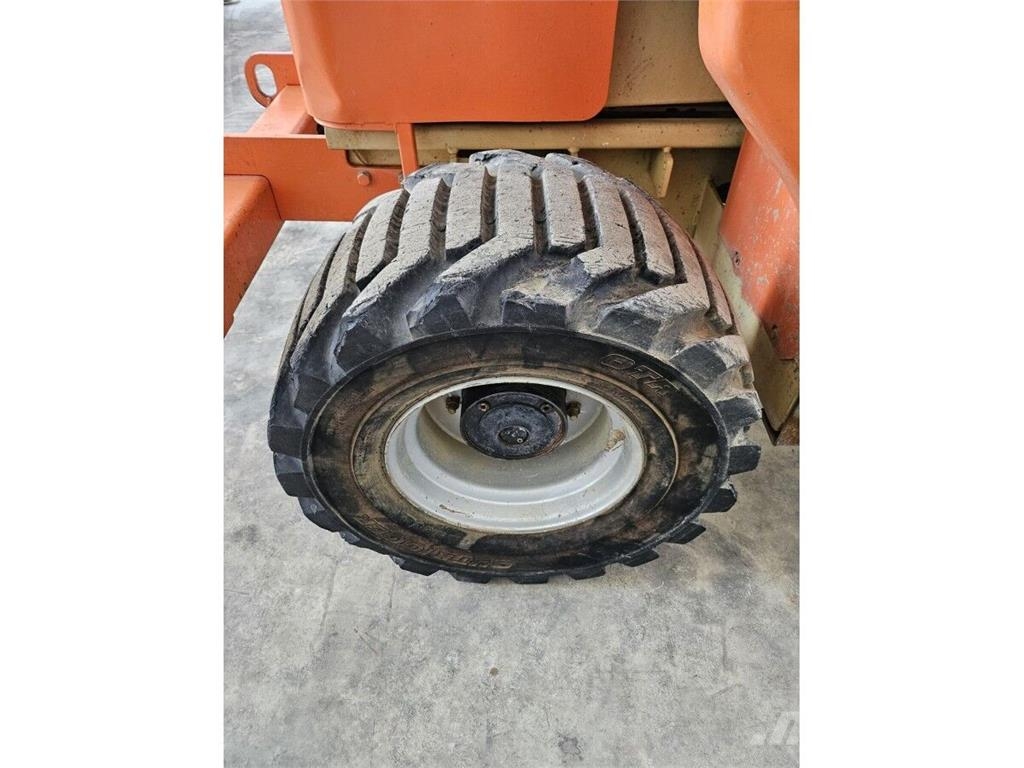 JLG 4394RT Scheren-Arbeitsbühnen