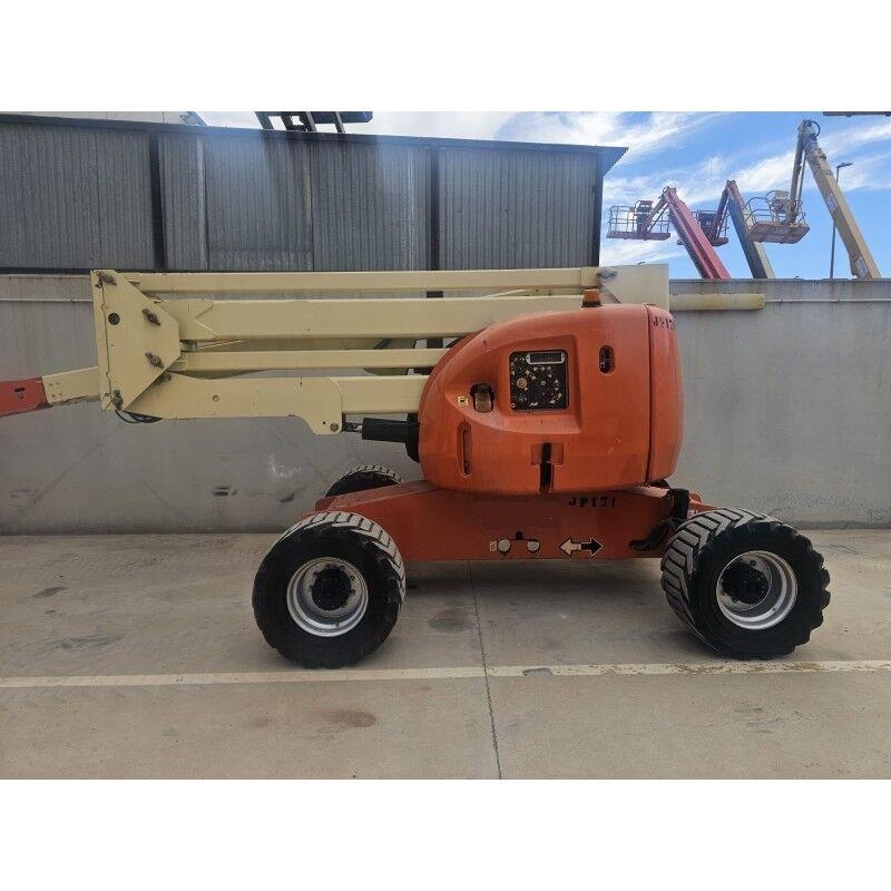 JLG 510AJ Zglobne podizne platforme