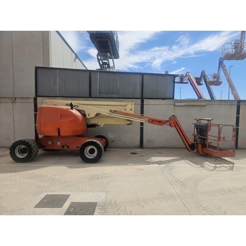 JLG 510AJ Zglobne podizne platforme