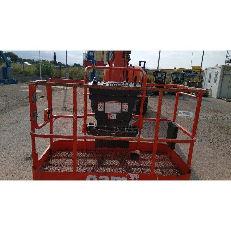 JLG 800AJ Plataforma de trabajo articulada