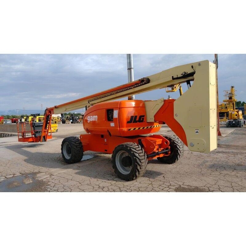 JLG 800AJ Plataforma de trabajo articulada