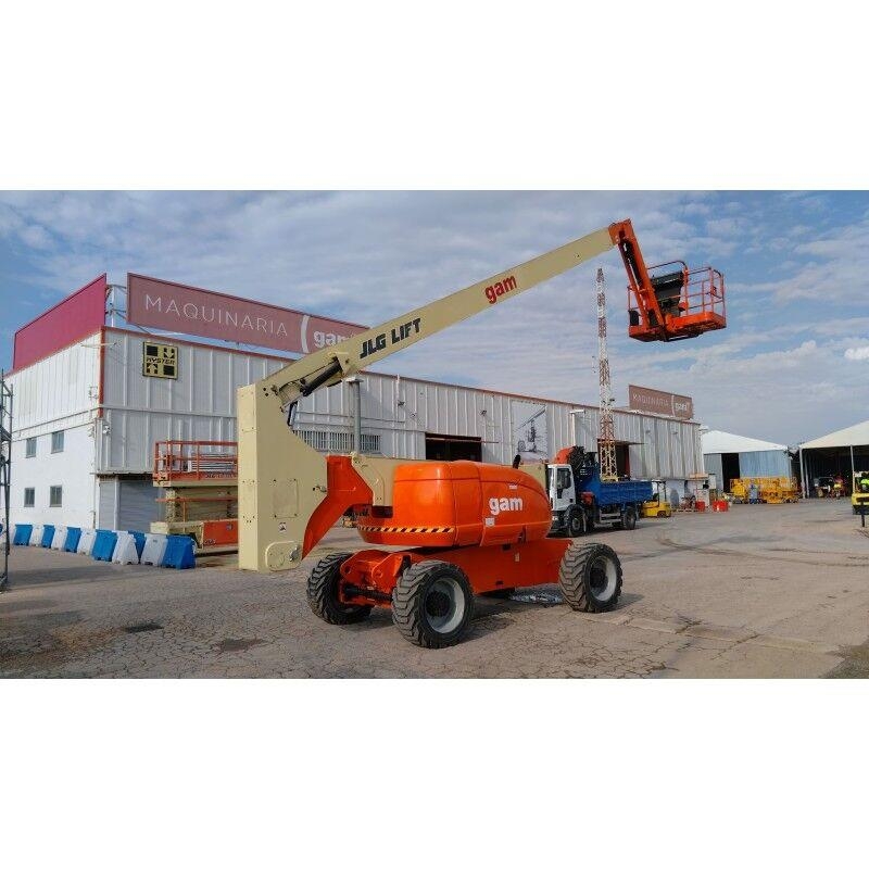JLG 800AJ Plataforma de trabajo articulada