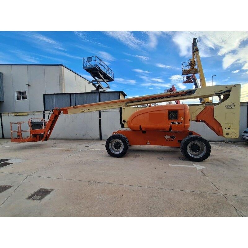 JLG 800AJ Plataforma de trabajo articulada