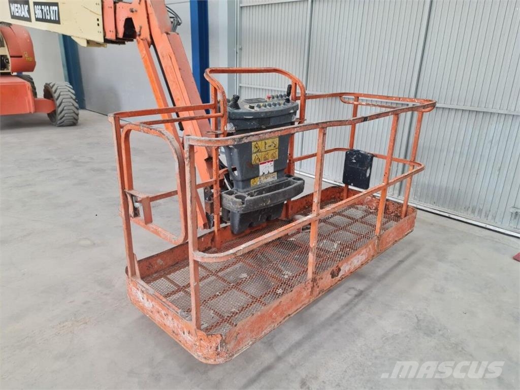 JLG 860SJ Telescopic boom lifts
