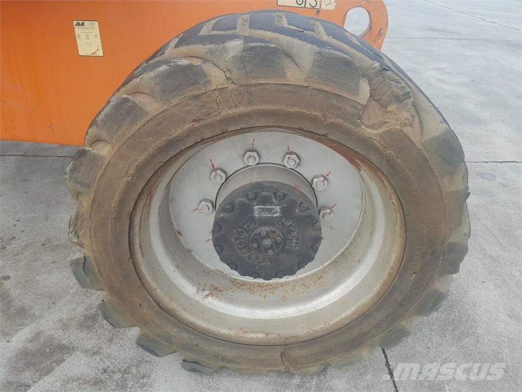 JLG 860SJ رافعات سلة تلسكوبية