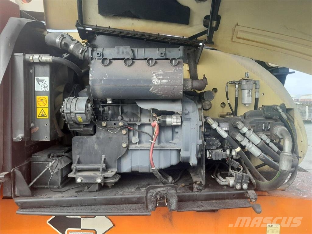 JLG 860SJ رافعات سلة تلسكوبية