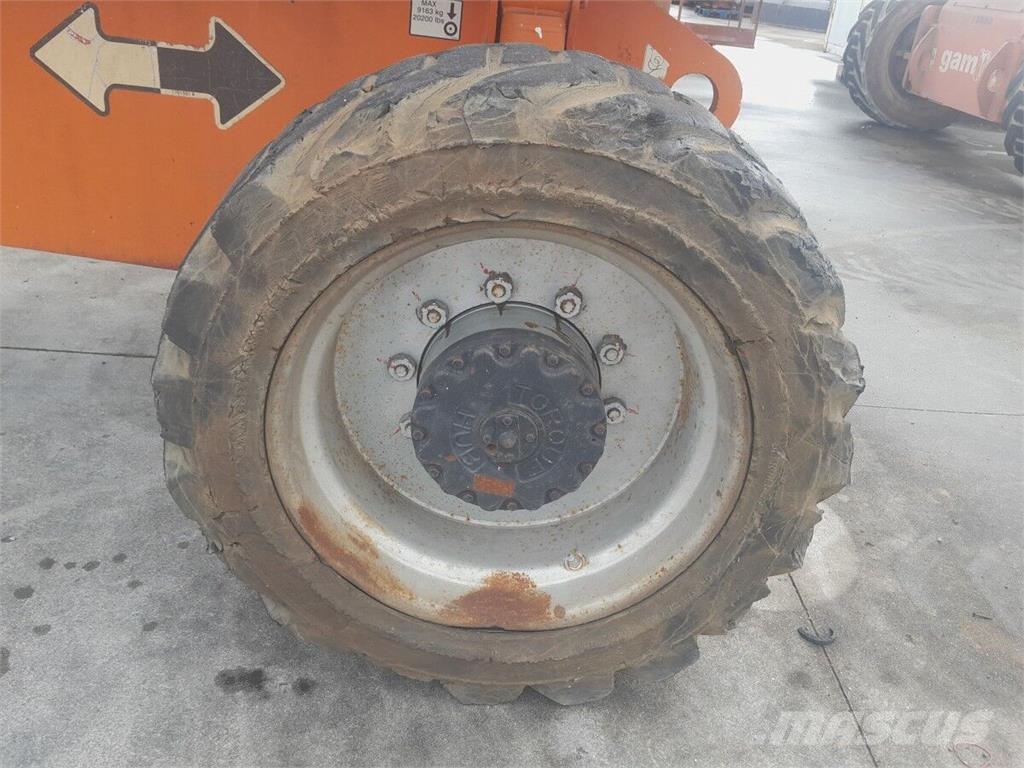 JLG 860SJ رافعات سلة تلسكوبية