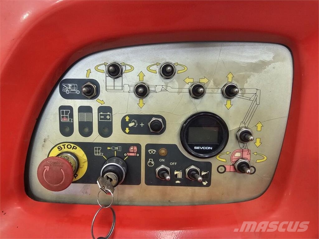 Manitou 170AETJL-BI Körüklü personel platformları